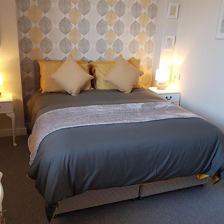 The New Wellington Hotel Brierley Hill Bagian luar foto