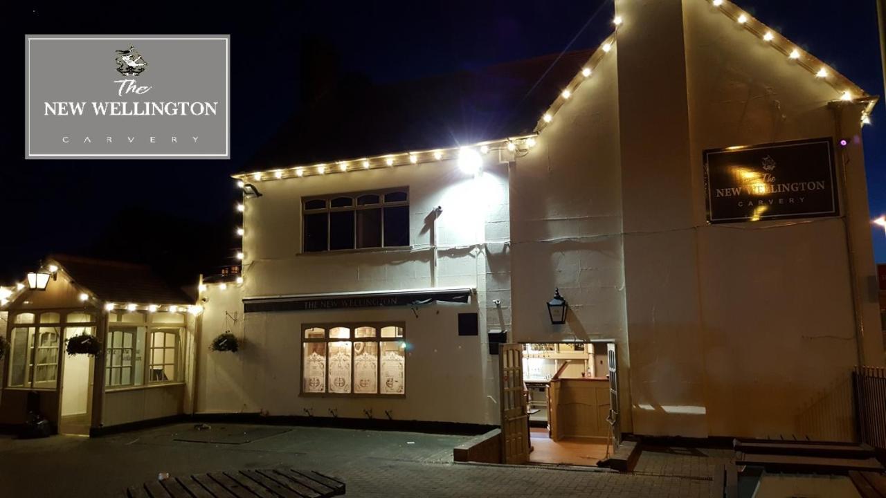 The New Wellington Hotel Brierley Hill Bagian luar foto