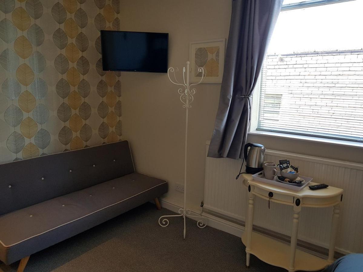 The New Wellington Hotel Brierley Hill Bagian luar foto