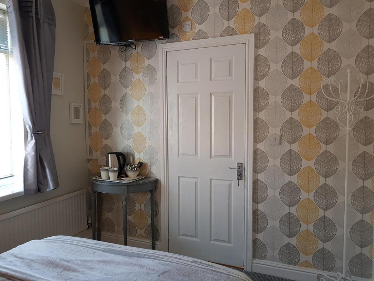 The New Wellington Hotel Brierley Hill Bagian luar foto