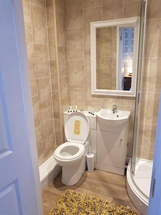 The New Wellington Hotel Brierley Hill Bagian luar foto